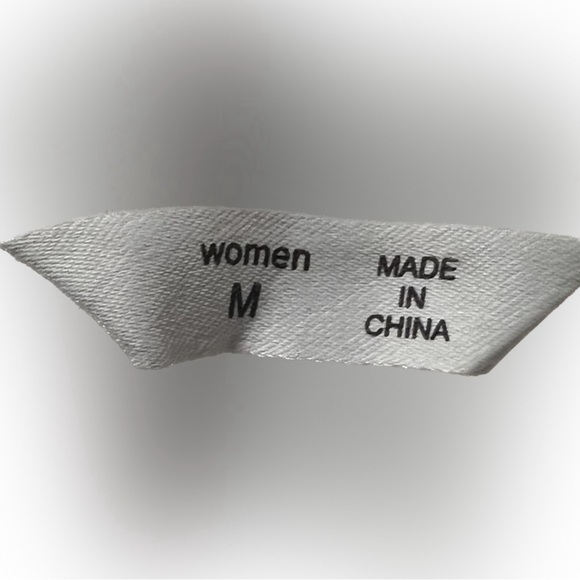 💥Heart Sweatshirt Long Sleeve Valentines Holiday White Red Pink Medium - Picture 4 of 8